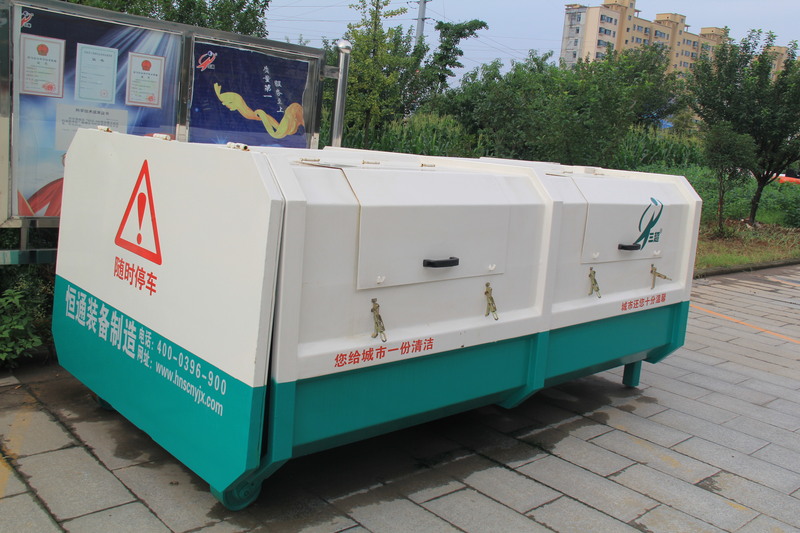 6立方--侧开门螺栓式垃圾收集箱 厂家批发价格